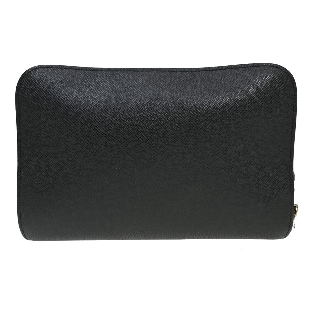 Louis Vuitton Pochette Baikal Clutch Taiga Leather